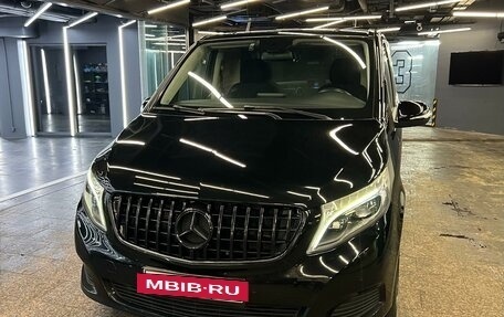 Mercedes-Benz V-Класс, 2014 год, 6 300 000 рублей, 3 фотография