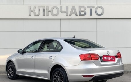 Volkswagen Jetta VI, 2013 год, 1 099 000 рублей, 7 фотография