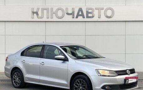 Volkswagen Jetta VI, 2013 год, 1 099 000 рублей, 4 фотография