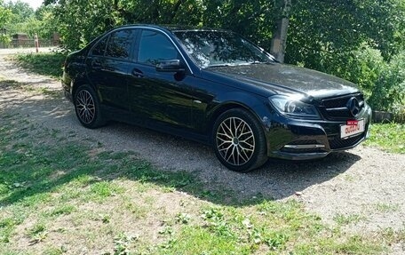 Mercedes-Benz C-Класс, 2011 год, 1 680 000 рублей, 2 фотография