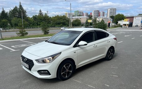 Hyundai Solaris II рестайлинг, 2018 год, 1 500 000 рублей, 6 фотография