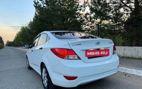 Hyundai Solaris II рестайлинг, 2013 год, 940 000 рублей, 7 фотография