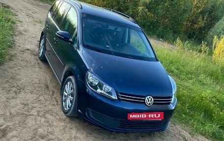 Volkswagen Touran III, 2012 год, 1 200 000 рублей, 3 фотография