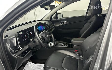 KIA Sportage IV рестайлинг, 2021 год, 2 300 000 рублей, 6 фотография