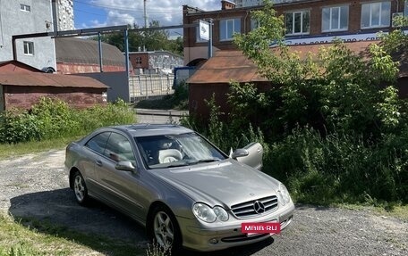 Mercedes-Benz CLK-Класс, 2004 год, 650 000 рублей, 2 фотография