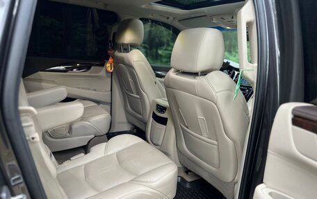 Cadillac Escalade IV, 2016 год, 4 350 000 рублей, 11 фотография