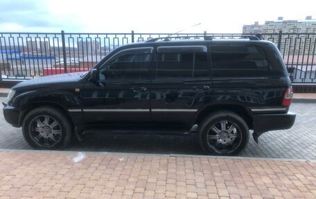 Toyota Land Cruiser 100 рестайлинг 2, 2007 год, 2 400 000 рублей, 3 фотография