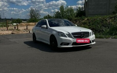 Mercedes-Benz E-Класс, 2012 год, 1 856 000 рублей, 8 фотография