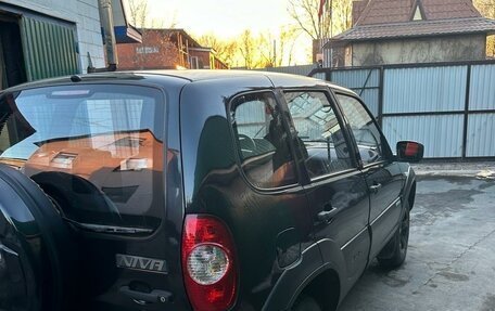 Chevrolet Niva I рестайлинг, 2011 год, 580 000 рублей, 8 фотография