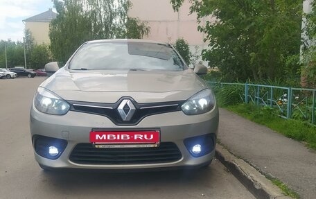 Renault Fluence I, 2014 год, 860 000 рублей, 2 фотография