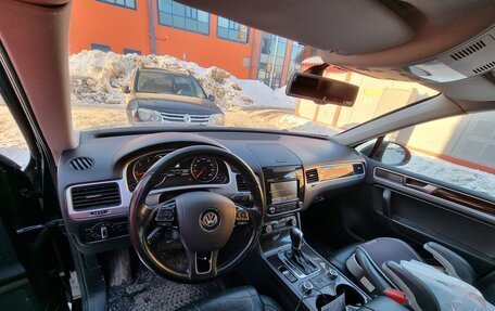 Volkswagen Touareg III, 2012 год, 2 400 000 рублей, 9 фотография