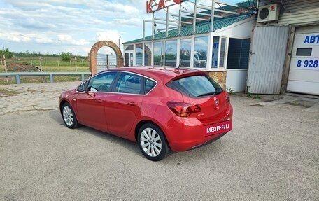 Opel Astra J, 2011 год, 755 000 рублей, 9 фотография