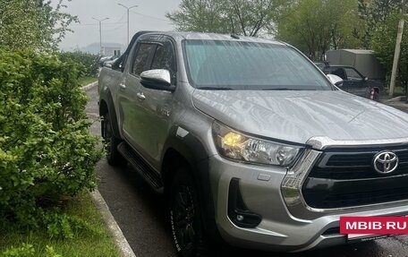 Toyota Hilux VIII, 2020 год, 5 000 000 рублей, 3 фотография