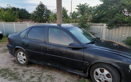 Opel Vectra B рестайлинг, 1999 год, 300 000 рублей, 4 фотография