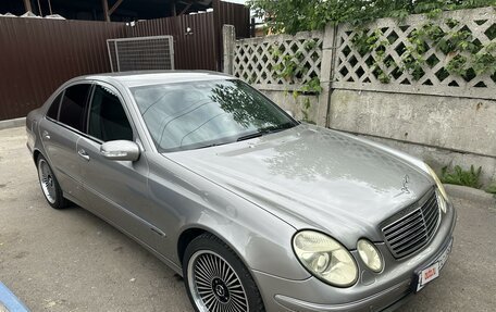 Mercedes-Benz E-Класс, 2004 год, 950 000 рублей, 5 фотография