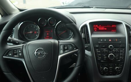 Opel Astra J, 2014 год, 986 000 рублей, 9 фотография