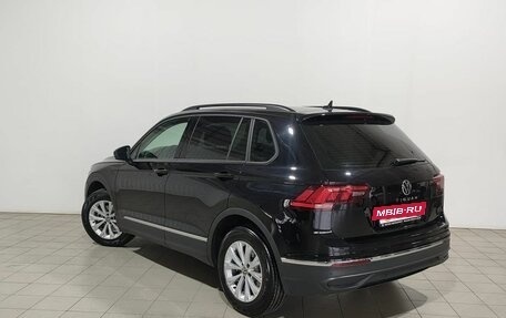 Volkswagen Tiguan II, 2021 год, 3 300 000 рублей, 4 фотография