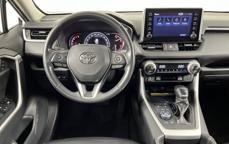 Toyota RAV4, 2019 год, 3 429 000 рублей, 8 фотография