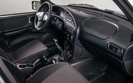 Chevrolet Niva I рестайлинг, 2012 год, 536 700 рублей, 16 фотография