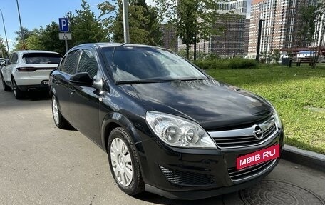 Opel Astra H, 2011 год, 650 000 рублей, 1 фотография