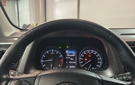 Toyota RAV4, 2019 год, 3 499 000 рублей, 11 фотография