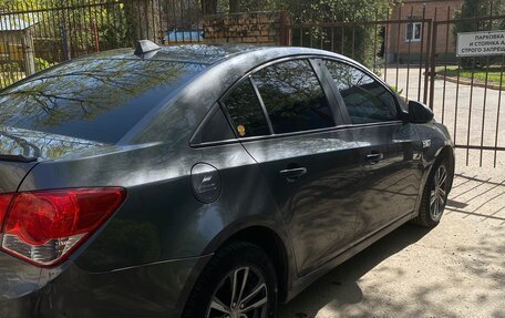 Chevrolet Cruze II, 2010 год, 550 000 рублей, 10 фотография