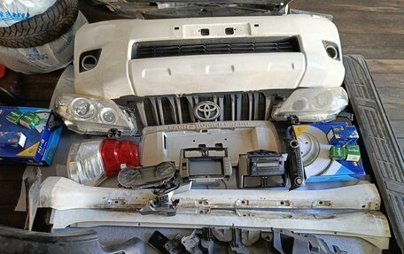Toyota Land Cruiser Prado 150 рестайлинг 2, 2011 год, 2 950 000 рублей, 15 фотография