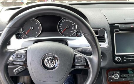 Volkswagen Touareg III, 2013 год, 2 600 000 рублей, 18 фотография