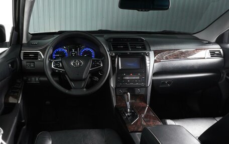 Toyota Camry, 2014 год, 2 199 000 рублей, 6 фотография