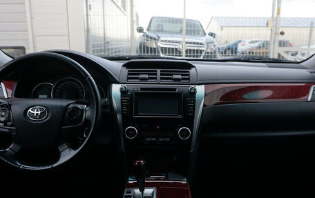Toyota Camry, 2013 год, 1 833 000 рублей, 7 фотография