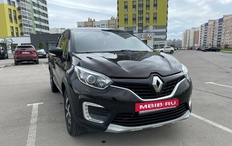 Renault Kaptur I рестайлинг, 2017 год, 1 270 000 рублей, 2 фотография