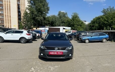 Volkswagen Jetta VI, 2014 год, 1 249 000 рублей, 2 фотография