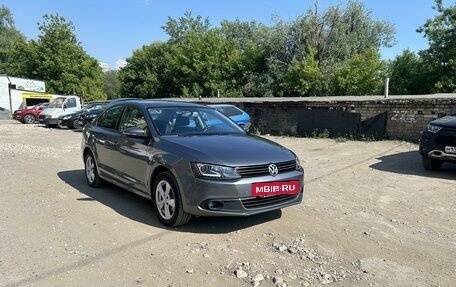 Volkswagen Jetta VI, 2014 год, 1 249 000 рублей, 3 фотография