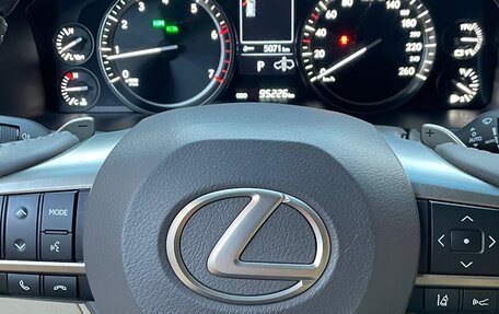 Lexus LX III, 2017 год, 8 600 000 рублей, 10 фотография