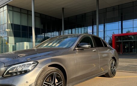 Mercedes-Benz C-Класс, 2019 год, 3 500 000 рублей, 6 фотография