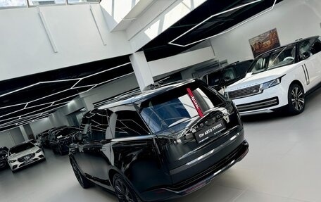 Land Rover Range Rover IV рестайлинг, 2023 год, 24 990 000 рублей, 37 фотография