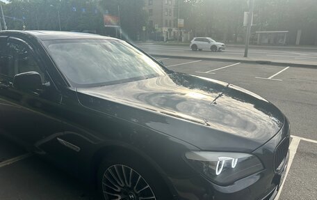 BMW 7 серия, 2010 год, 2 200 000 рублей, 9 фотография