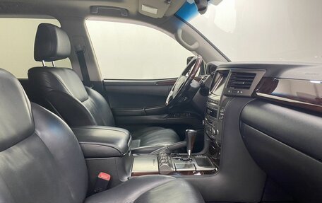 Lexus LX III, 2011 год, 3 980 000 рублей, 10 фотография