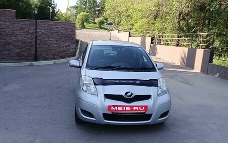 Toyota Vitz, 2009 год, 685 000 рублей, 2 фотография