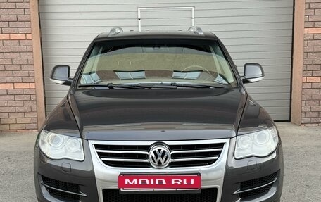 Volkswagen Touareg III, 2009 год, 1 450 000 рублей, 2 фотография