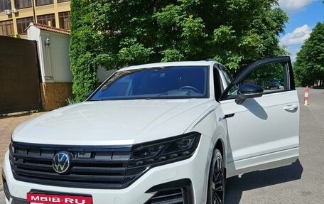 Volkswagen Touareg III, 2021 год, 9 500 000 рублей, 2 фотография