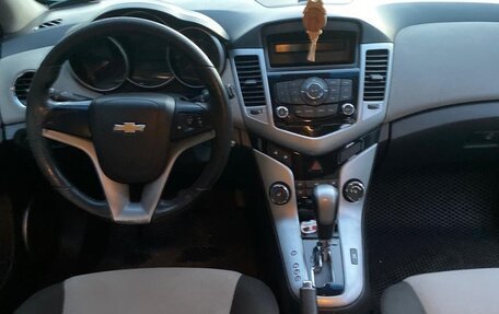 Chevrolet Cruze II, 2012 год, 970 000 рублей, 7 фотография