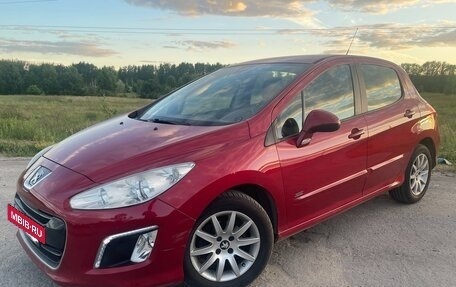 Peugeot 308 II, 2011 год, 650 000 рублей, 2 фотография