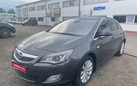 Opel Astra J, 2011 год, 750 000 рублей, 1 фотография