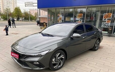 Hyundai Elantra, 2023 год, 2 700 000 рублей, 1 фотография