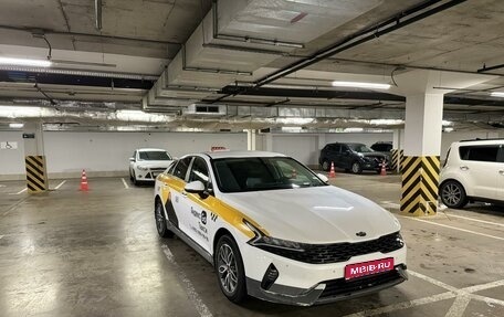 KIA K5, 2020 год, 2 100 000 рублей, 1 фотография