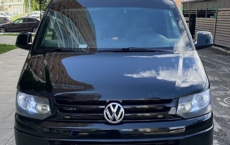 Volkswagen Transporter T5 рестайлинг, 2013 год, 1 495 000 рублей, 1 фотография