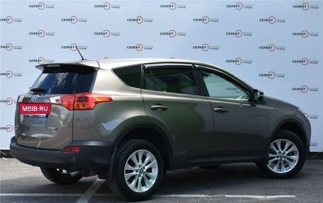 Toyota RAV4, 2013 год, 1 869 000 рублей, 3 фотография