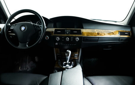 BMW 5 серия, 2008 год, 1 499 000 рублей, 11 фотография