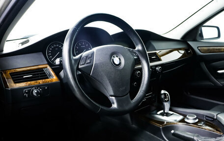 BMW 5 серия, 2008 год, 1 499 000 рублей, 13 фотография